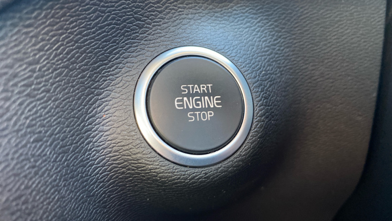 Volvo Xc40 1.5 T5 Recharge PHEV Ultimate Dark 5dr Auto Estate